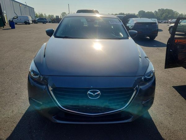 2018 MAZDA 3