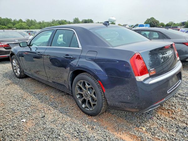 2015 CHRYSLER 300 Limited