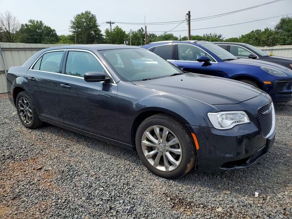 2015 CHRYSLER 300 Limited