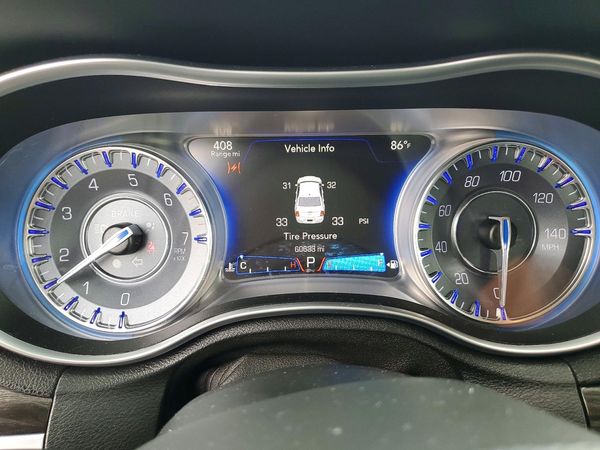 2015 CHRYSLER 300 Limited