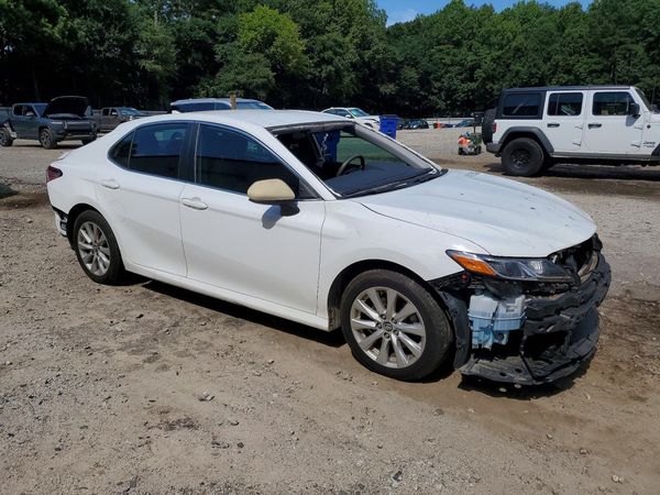2020 TOYOTA CAMRY