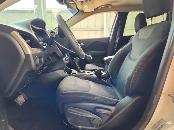 2016 JEEP CHEROKEE SPORT FWD