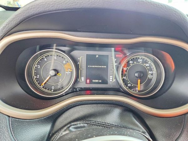 2016 JEEP CHEROKEE SPORT FWD