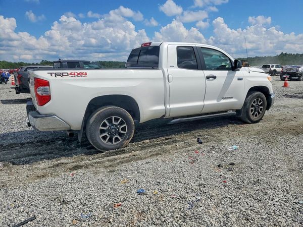 2015 TOYOTA TUNDRA SR5 Grade