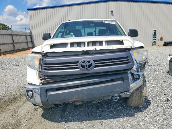 2015 TOYOTA TUNDRA SR5 Grade