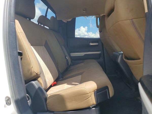 2015 TOYOTA TUNDRA SR5 Grade