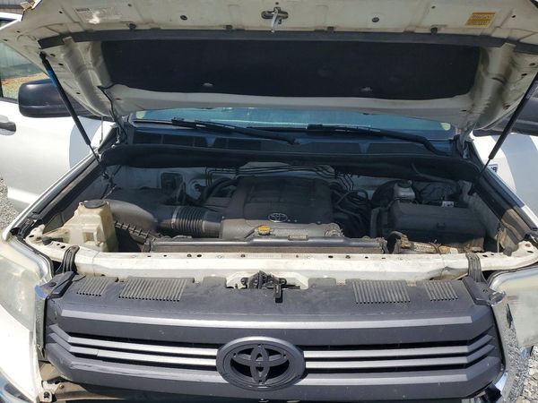 2015 TOYOTA TUNDRA SR5 Grade