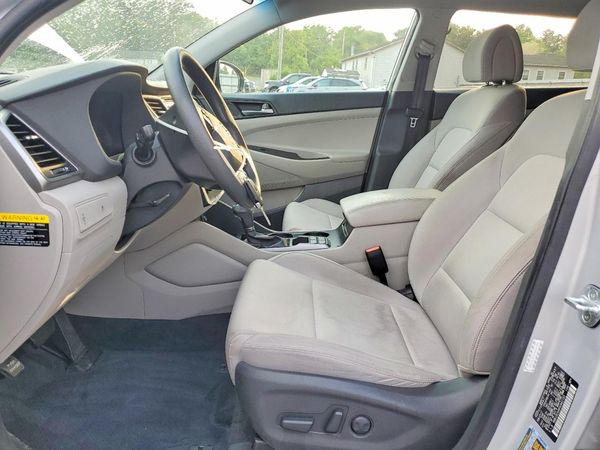 2017 HYUNDAI TUCSON