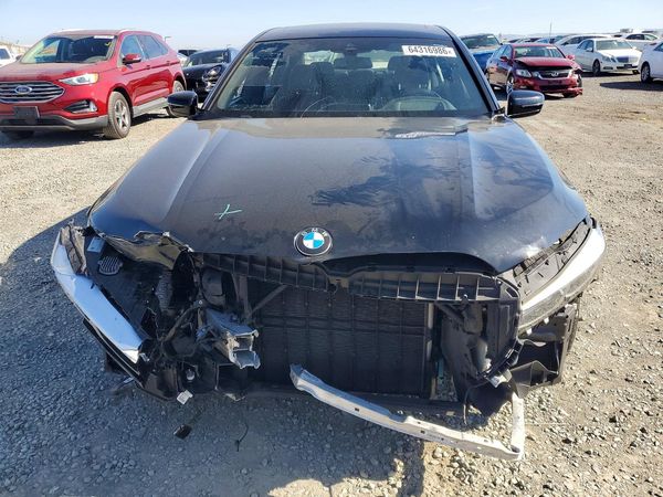 2021 BMW 750 xDrive