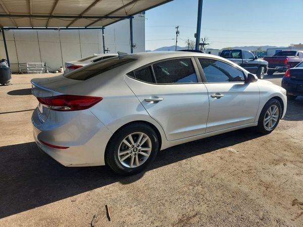 2018 HYUNDAI ELANTRA