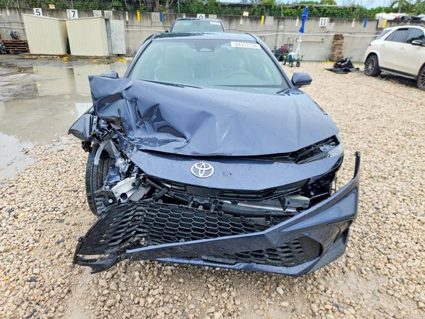 2026 TOYOTA CAMRY