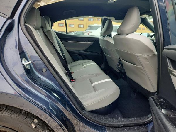 2026 TOYOTA CAMRY