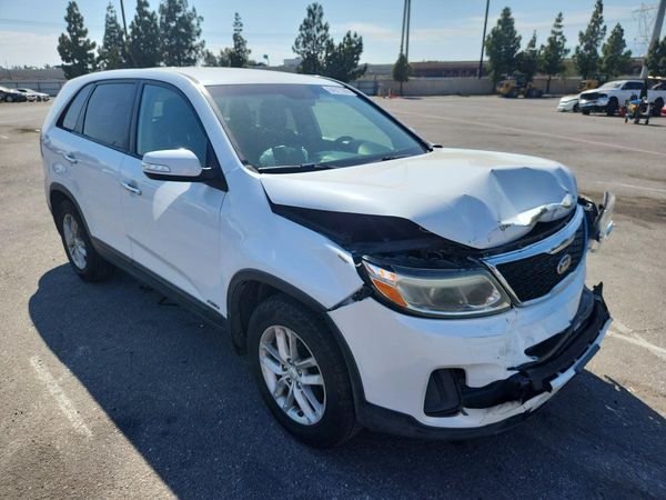 2015 KIA SORENTO GL