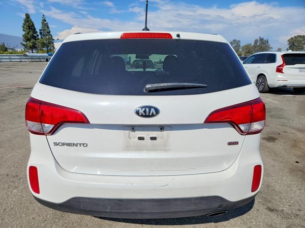 2015 KIA SORENTO GL