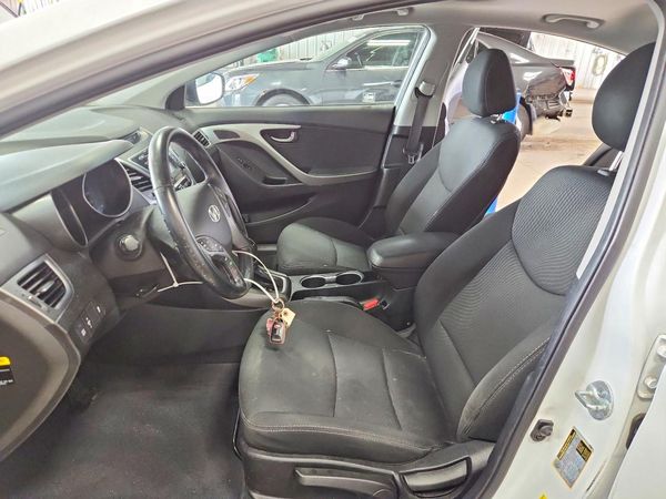 2015 HYUNDAI ELANTRA