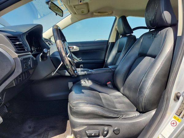 2016 LEXUS CT 200h