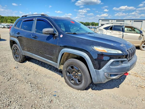 2015 JEEP CHEROKEE TRAILHAWK 4X4
