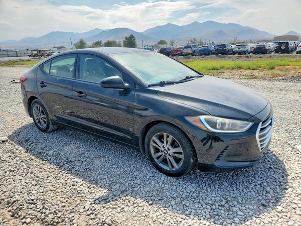 2017 HYUNDAI ELANTRA