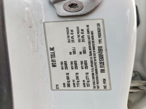 2019 TESLA MODEL 3