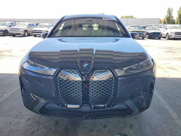 2024 BMW IX xDrive50