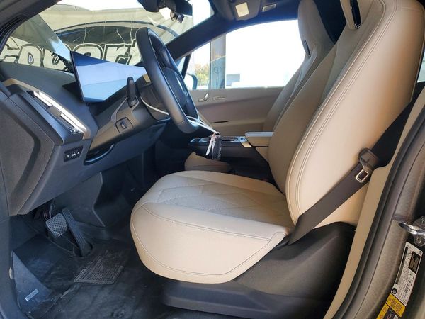 2024 BMW IX xDrive50