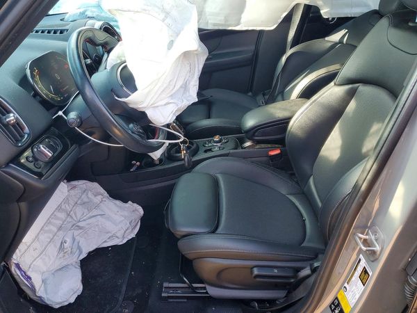 2021 MINI COOPER — DENT