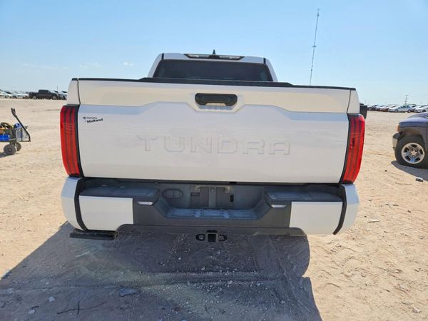 2025 TOYOTA TUNDRA SR5