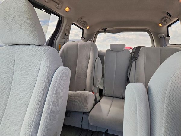 2014 TOYOTA SIENNA