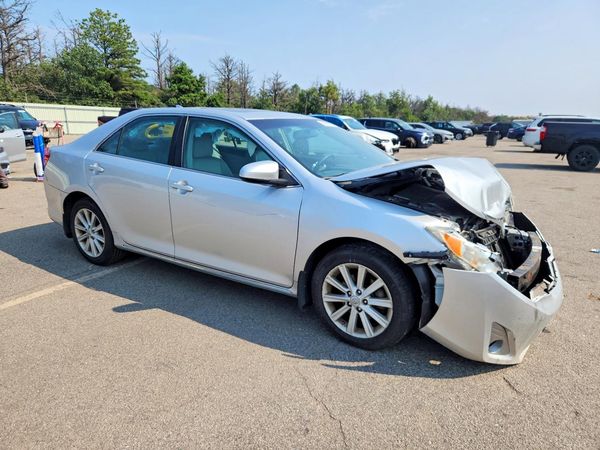 2012 TOYOTA CAMRY