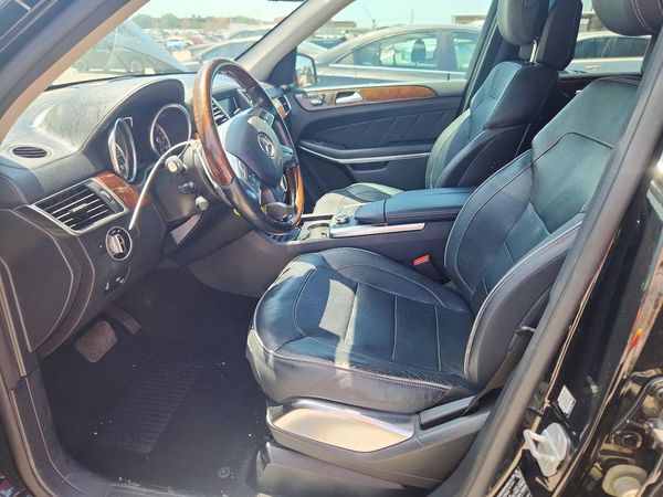 2014 MERCEDES-BENZ GL GL 550 4MATIC