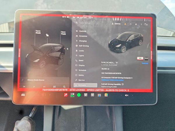 2025 TESLA MODEL Y