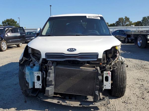 2019 KIA SOUL