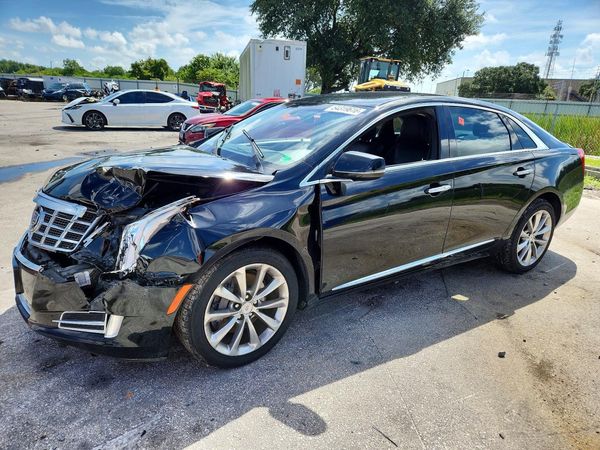 2014 CADILLAC XTS Luxury