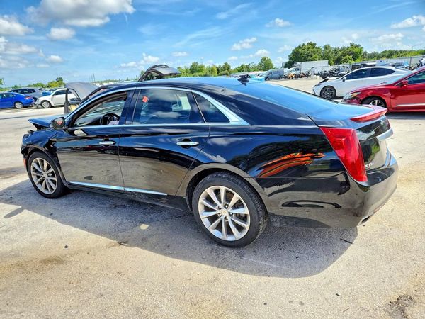2014 CADILLAC XTS Luxury