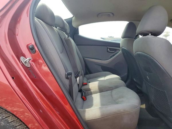 2014 HYUNDAI ELANTRA