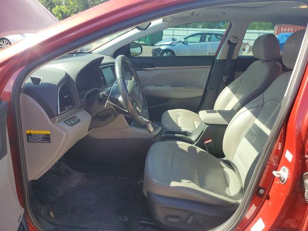 2017 HYUNDAI ELANTRA — DENT