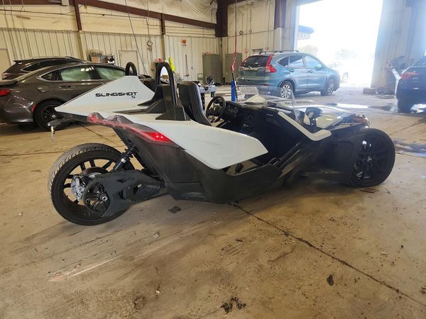 2024 POLARIS SLINGSHOT