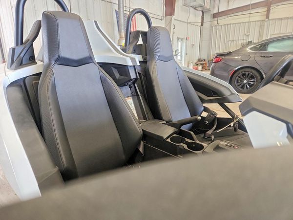 2024 POLARIS SLINGSHOT