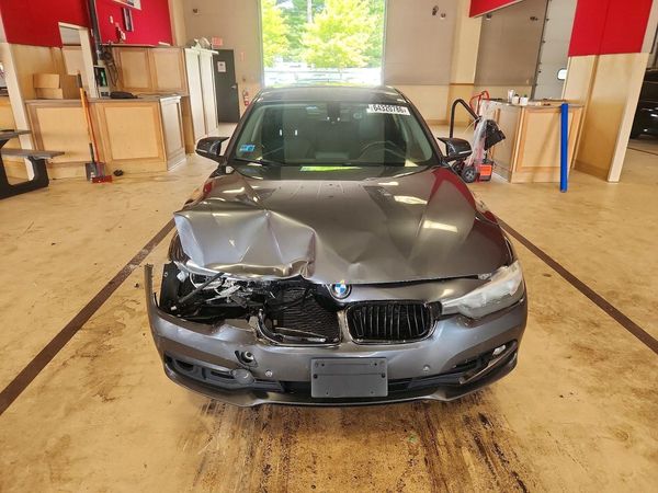 2016 BMW 320