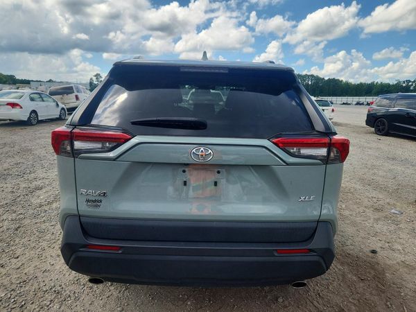 2023 TOYOTA RAV4 XLE Premium — DIRR