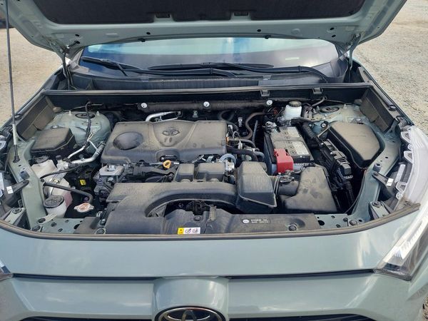 2023 TOYOTA RAV4 XLE Premium — Engine bay