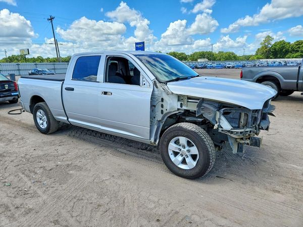 2015 RAM 1500 ST