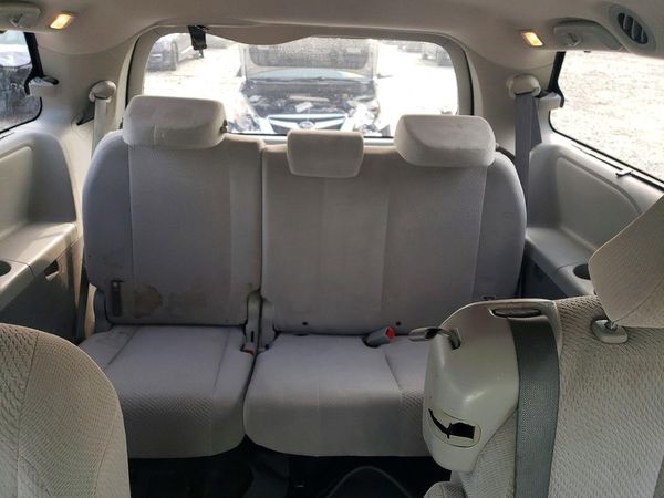2013 TOYOTA SIENNA