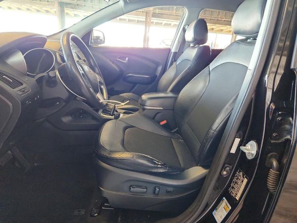 2015 HYUNDAI TUCSON GL (Middle-Low)