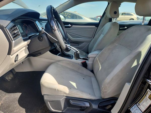 2020 VOLKSWAGEN JETTA S, SE, R-Line