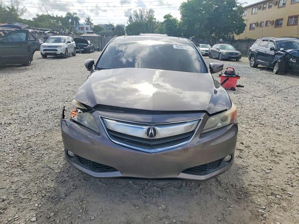 2013 ACURA ILX 20 TECH