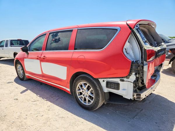 2023 CHRYSLER VOYAGER