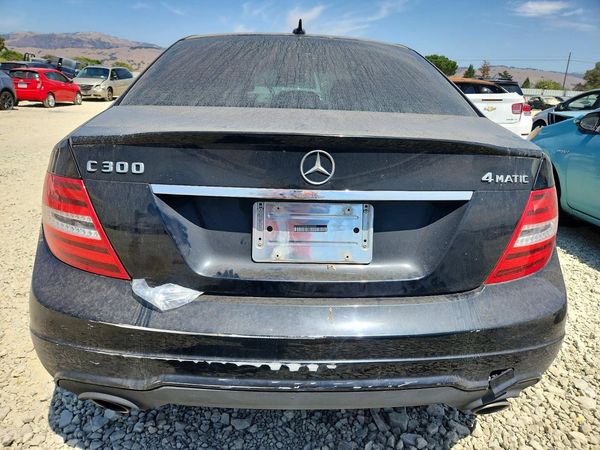 2014 MERCEDES-BENZ C C300 4 MATIC