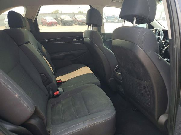 2017 KIA SORENTO