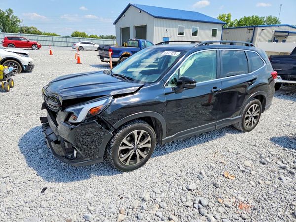2022 SUBARU FORESTER Limited